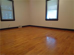 115 Texas St, Elkin, NC 28621 photo 9