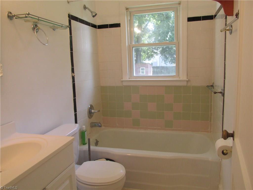 908 Tabor St, High Point, NC 27262 photo 6