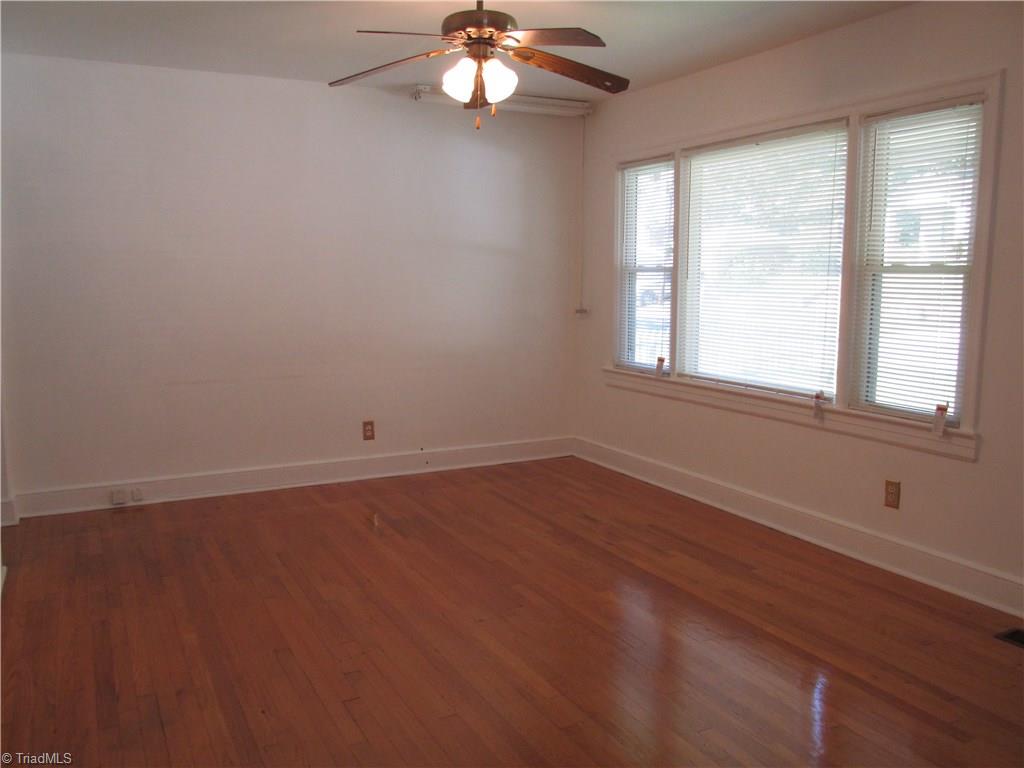 908 Tabor St, High Point, NC 27262 photo 2