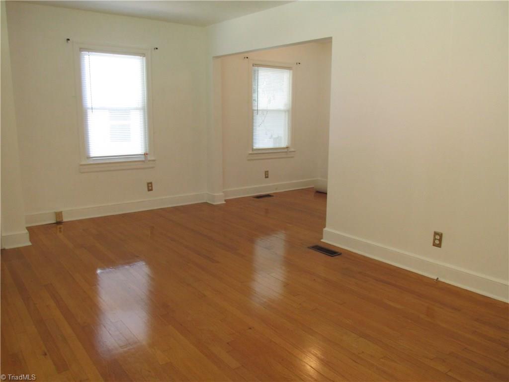 908 Tabor St, High Point, NC 27262 photo 4