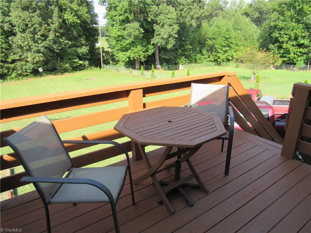 1115 Laurel Crest Rd, King, NC 27021 photo 9