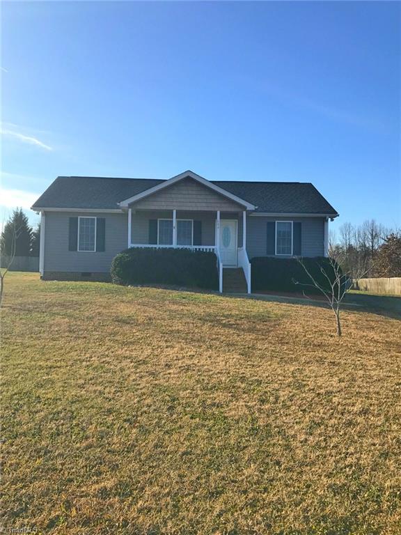 604 Saddlebred Loop, Stokesdale, NC 27357 photo 1