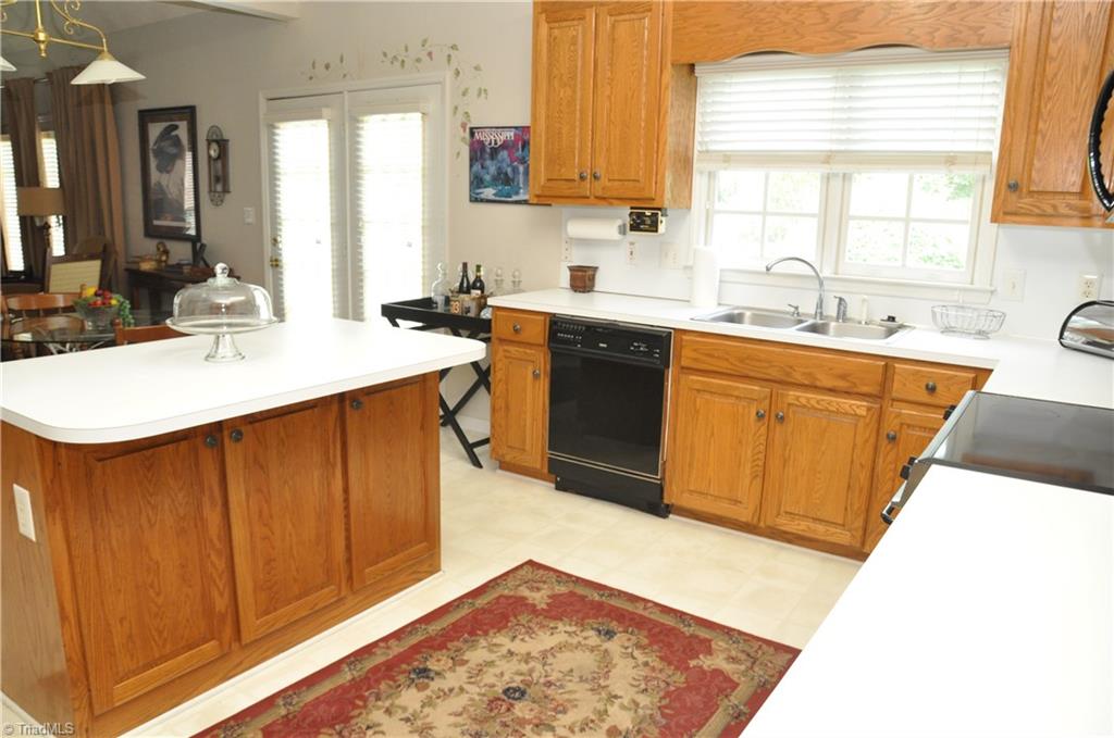 3922 Brandywine St, High Point, NC 27265 photo 10
