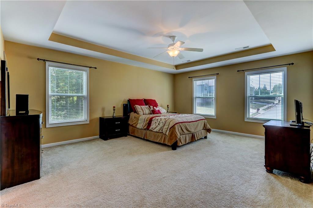2694 Splitbrook Dr, High Point, NC 27265 photo 15