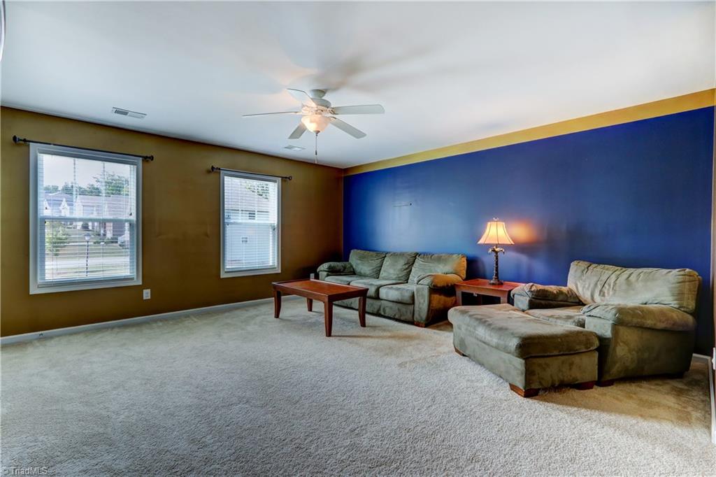 2694 Splitbrook Dr, High Point, NC 27265 photo 25