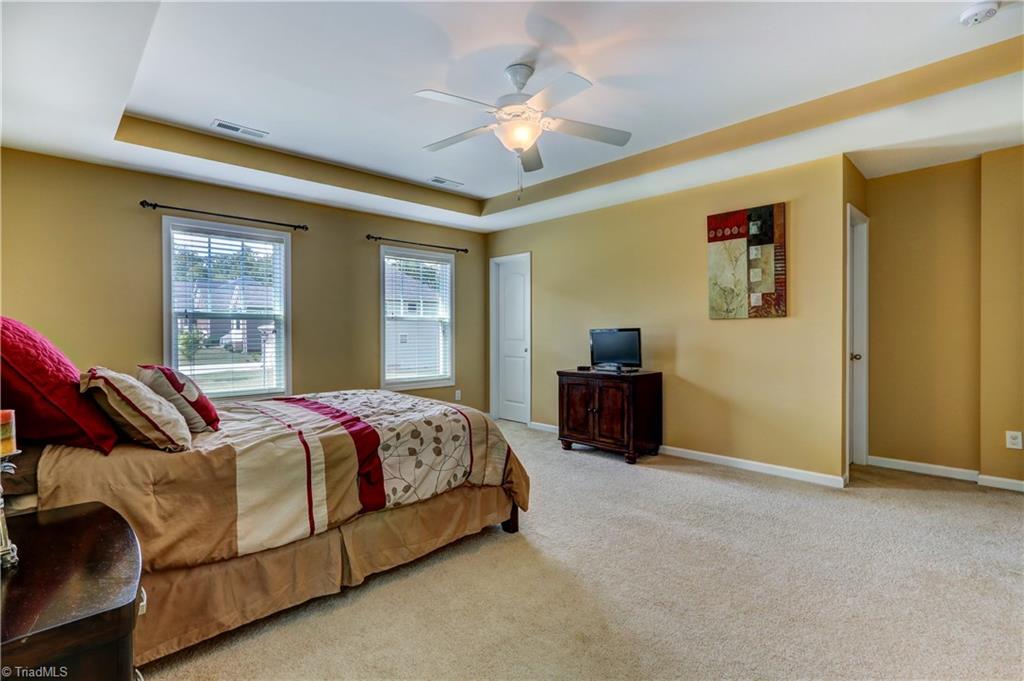 2694 Splitbrook Dr, High Point, NC 27265 photo 16