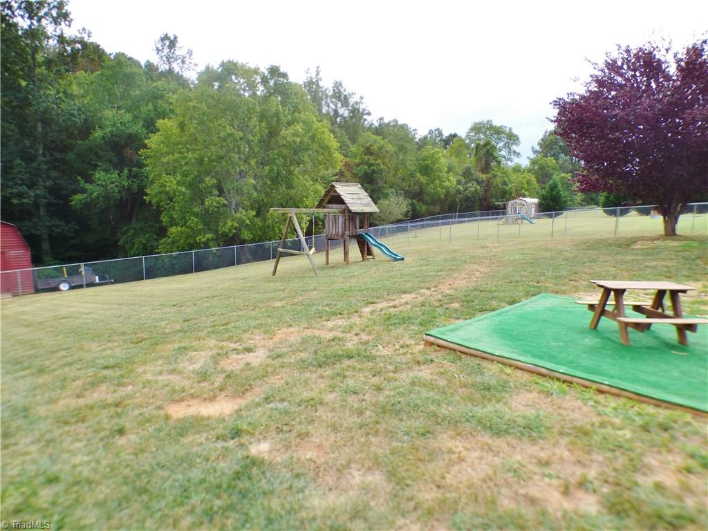 1180 Laurel Crest Rd, King, NC 27021 photo 17