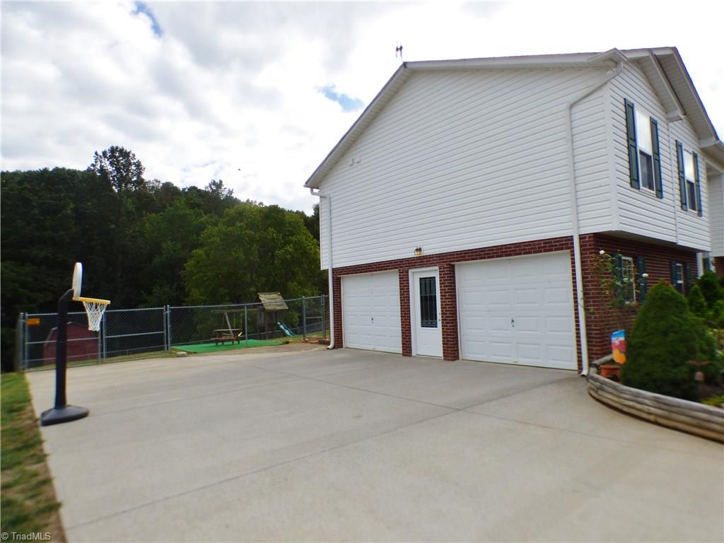 1180 Laurel Crest Rd, King, NC 27021 photo 21