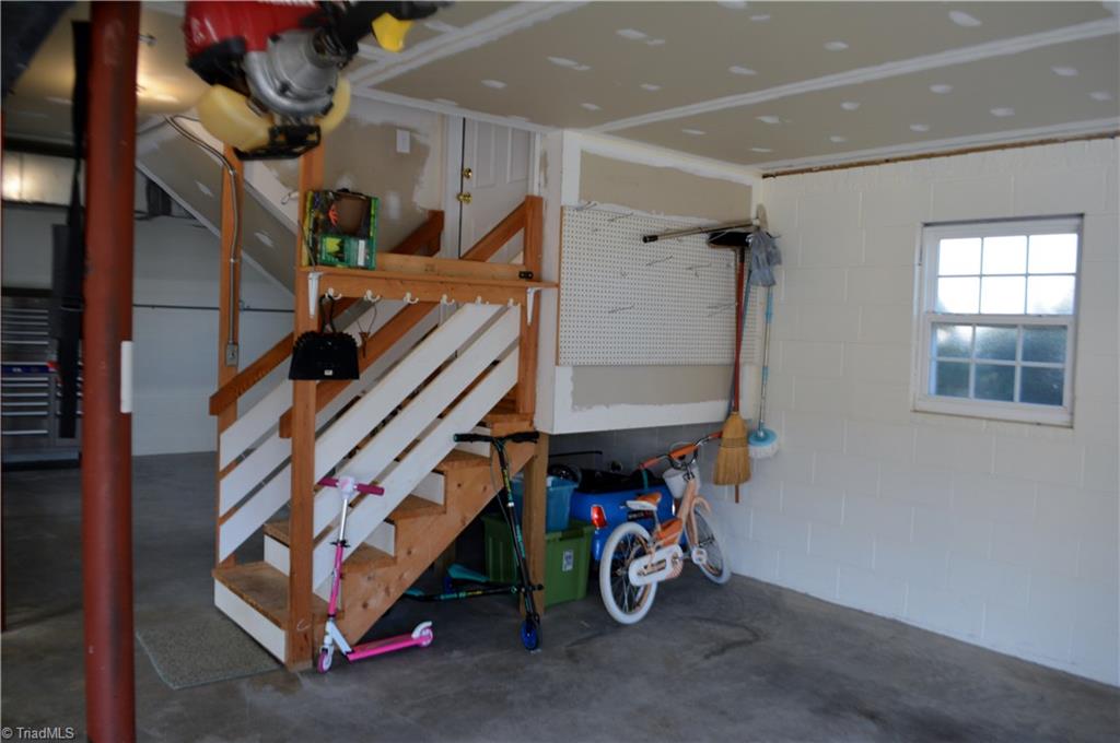 1180 Laurel Crest Rd, King, NC 27021 photo 14