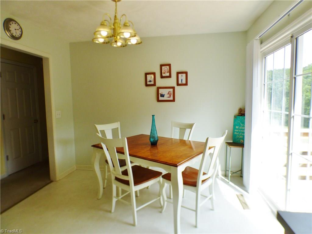 1180 Laurel Crest Rd, King, NC 27021 photo 5