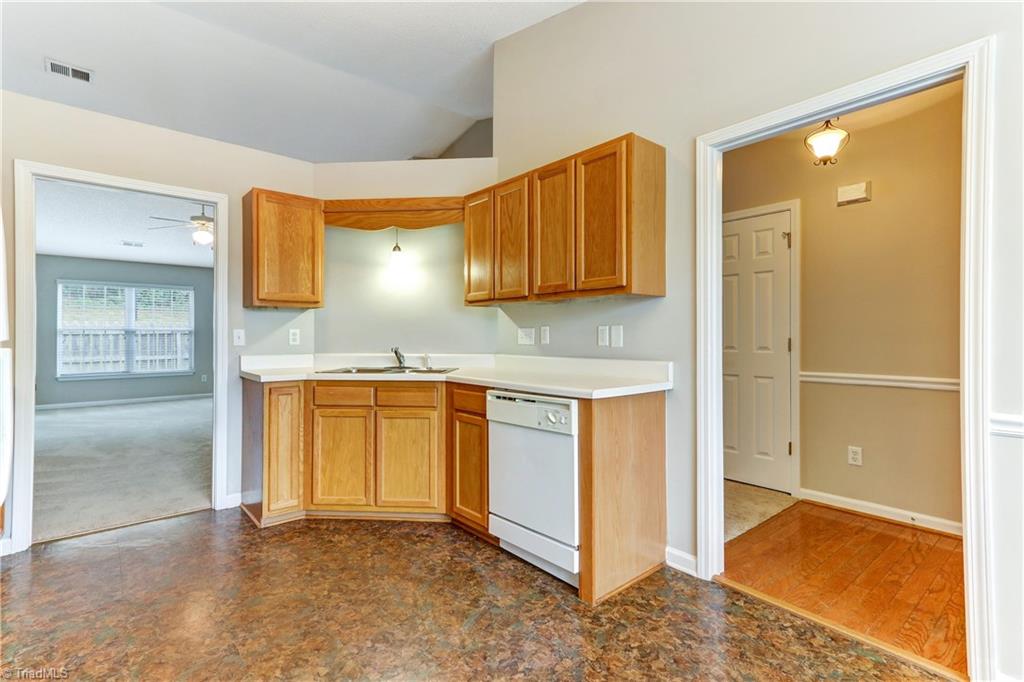 2912 Waterstone Loop, High Point, NC 27265 photo 8