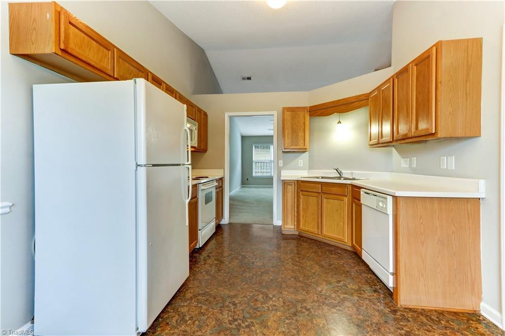 2912 Waterstone Loop, High Point, NC 27265 photo 6