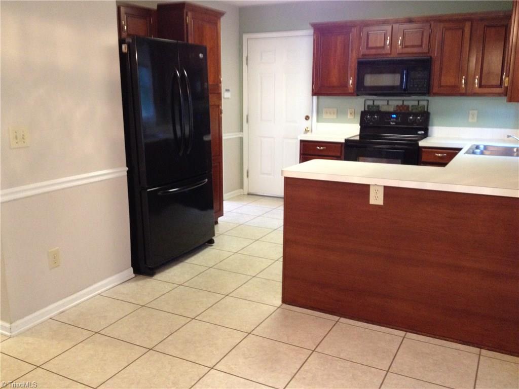 4226 Braddock Rd, High Point, NC 27265 photo 3