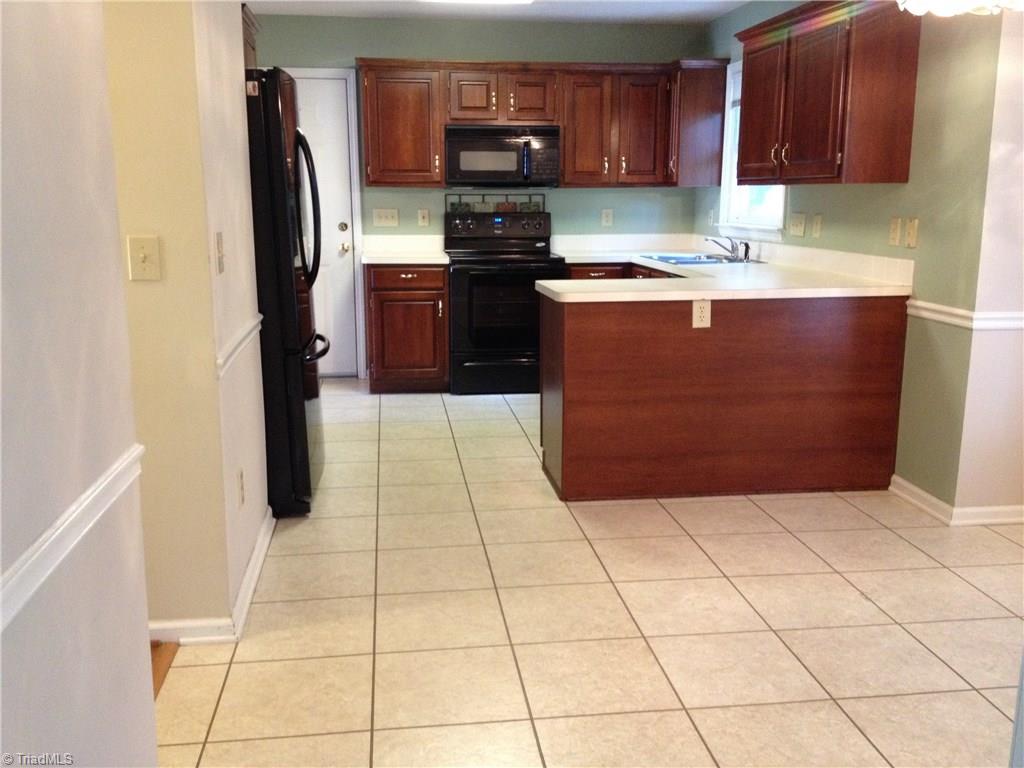 4226 Braddock Rd, High Point, NC 27265 photo 4