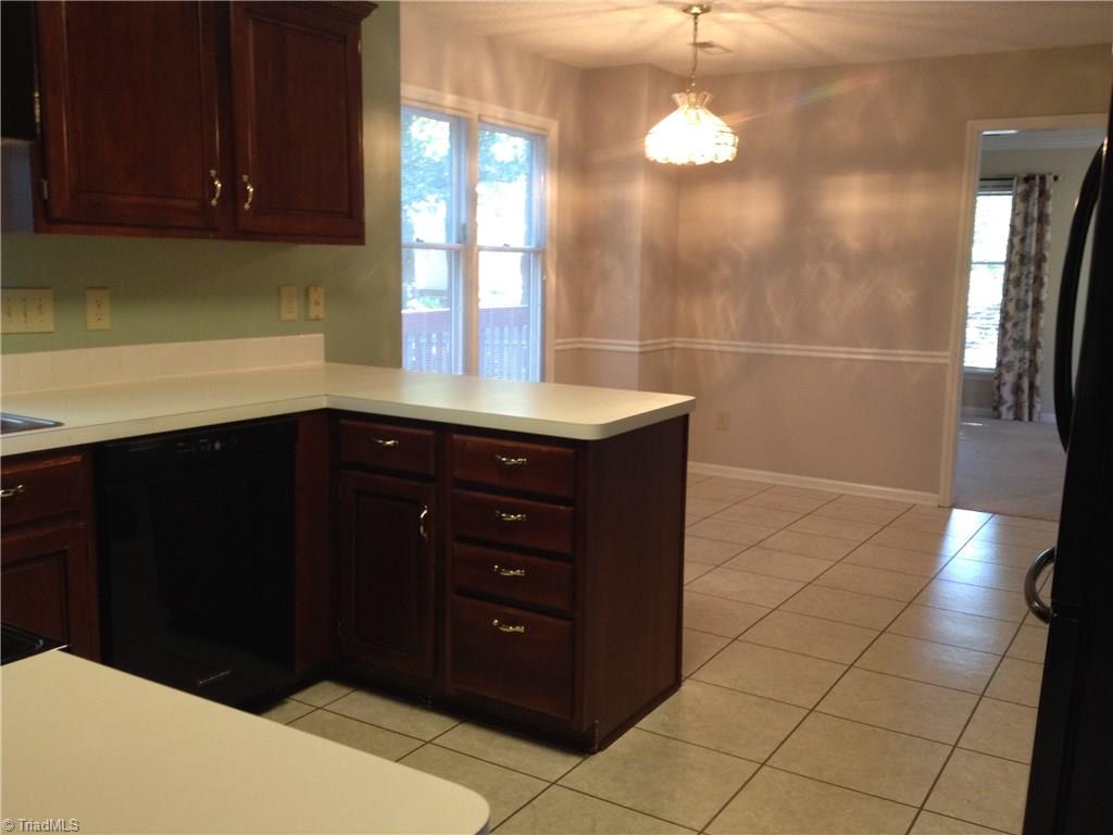 4226 Braddock Rd, High Point, NC 27265 photo 6