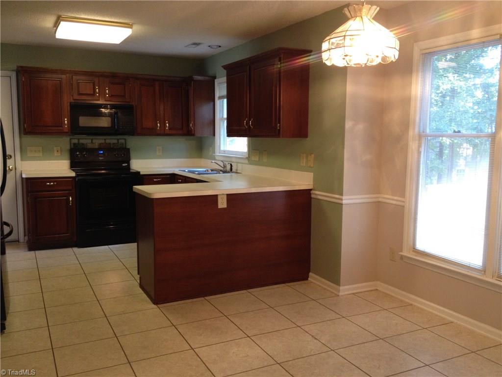 4226 Braddock Rd, High Point, NC 27265 photo 5