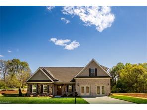101 Pilot Bluff Dr, King, NC 27021 photo 21