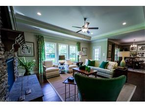 101 Pilot Bluff Dr, King, NC 27021 photo 9