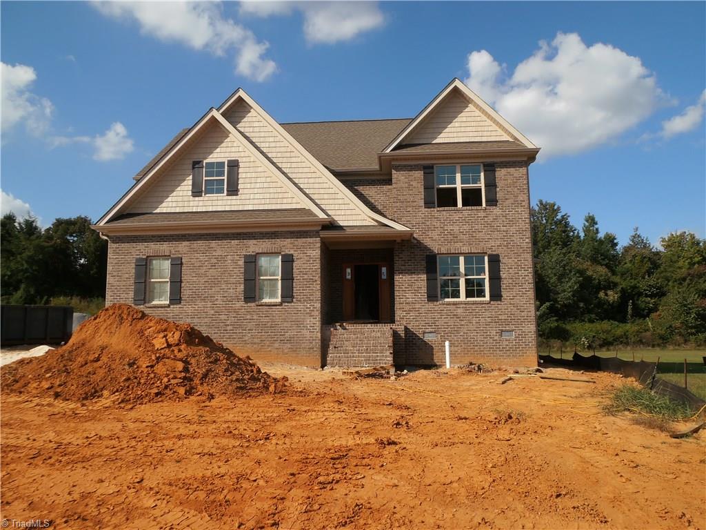 7224 English Pride Dr, Trinity, NC 27370 photo 1