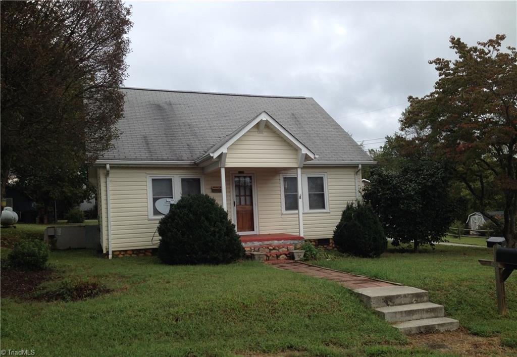 129 Johnson St, Elkin, NC 28621 photo 1