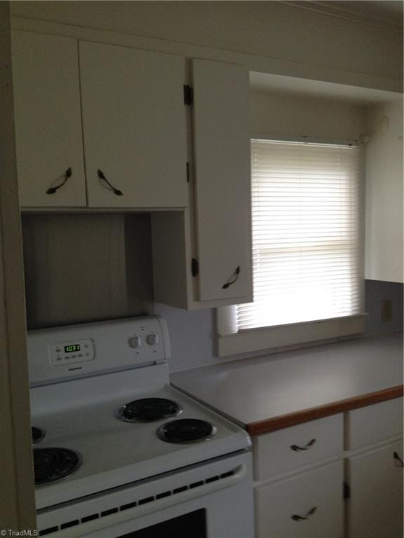 129 Johnson St, Elkin, NC 28621 photo 7
