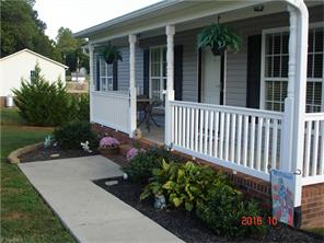 1407 William Fowler Rd, King, NC 27021 photo 3