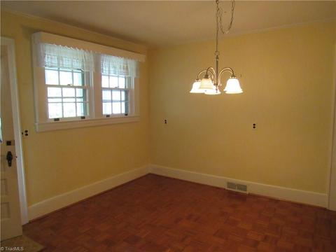 501 Main St, Pilot Mountain, NC 27041 photo 20