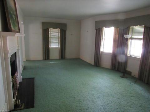 501 Main St, Pilot Mountain, NC 27041 photo 18