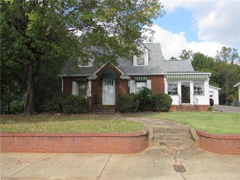 501 Main St, Pilot Mountain, NC 27041 photo 8