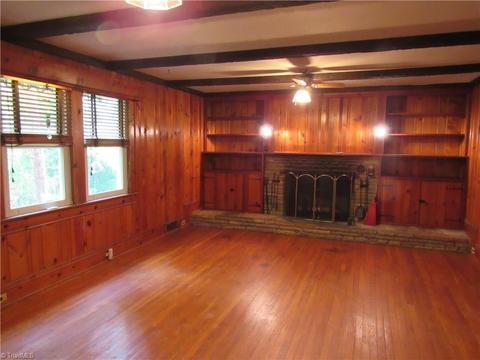 501 Main St, Pilot Mountain, NC 27041 photo 15