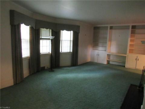 501 Main St, Pilot Mountain, NC 27041 photo 13