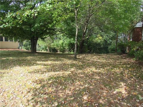 501 Main St, Pilot Mountain, NC 27041 photo 5