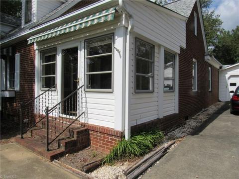 501 Main St, Pilot Mountain, NC 27041 photo 7