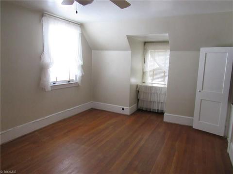 501 Main St, Pilot Mountain, NC 27041 photo 28