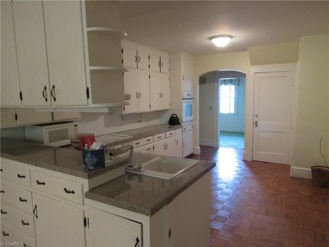501 Main St, Pilot Mountain, NC 27041 photo 19