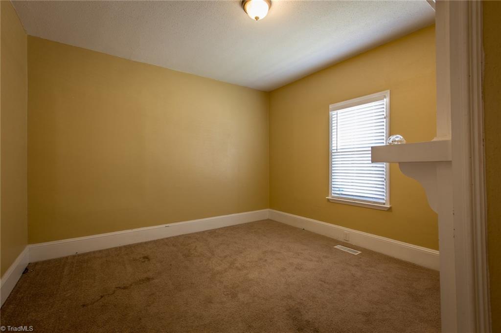 400 Barker Ave, High Point, NC 27262 photo 14