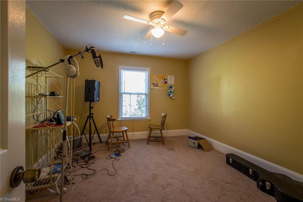 400 Barker Ave, High Point, NC 27262 photo 23