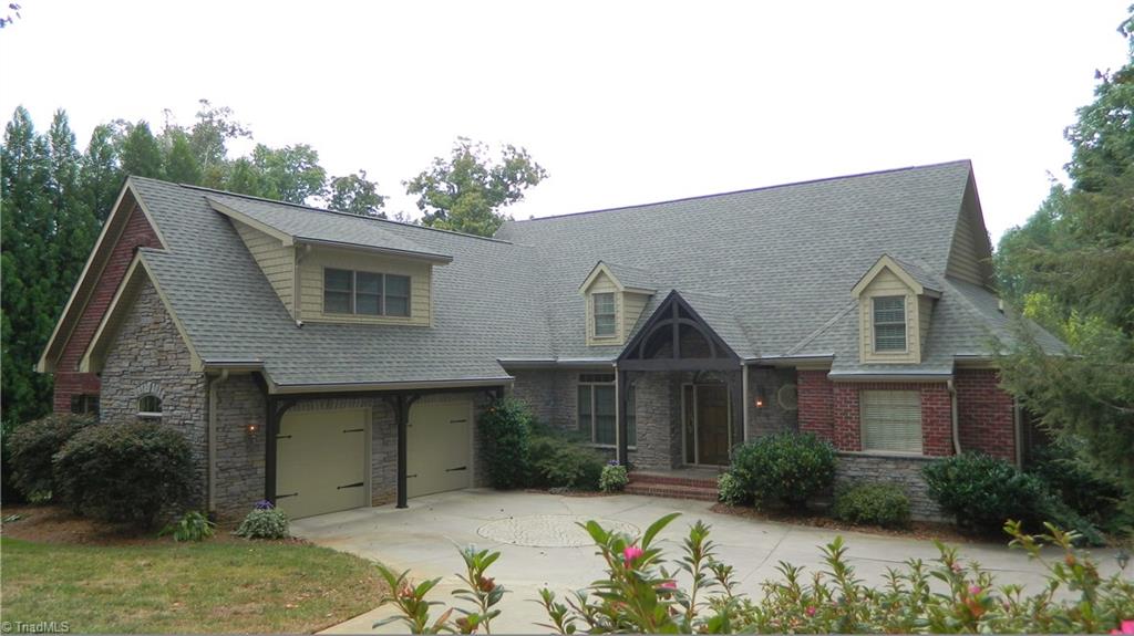 7139 Belmont Dr, Trinity, NC 27370 photo 1