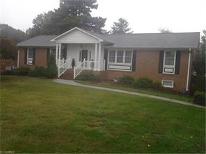 321 Pilot View Dr, King, NC 27021 photo 1