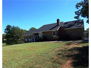 3404 Gaddy Dr, Trinity, NC 27370 photo 1