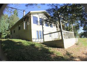 22 Glen Pine Ln, Fancy Gap, VA 24328 photo 6