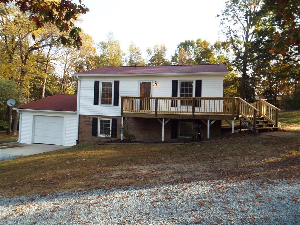 4560 Colonial Cir, Trinity, NC 27370 photo 3