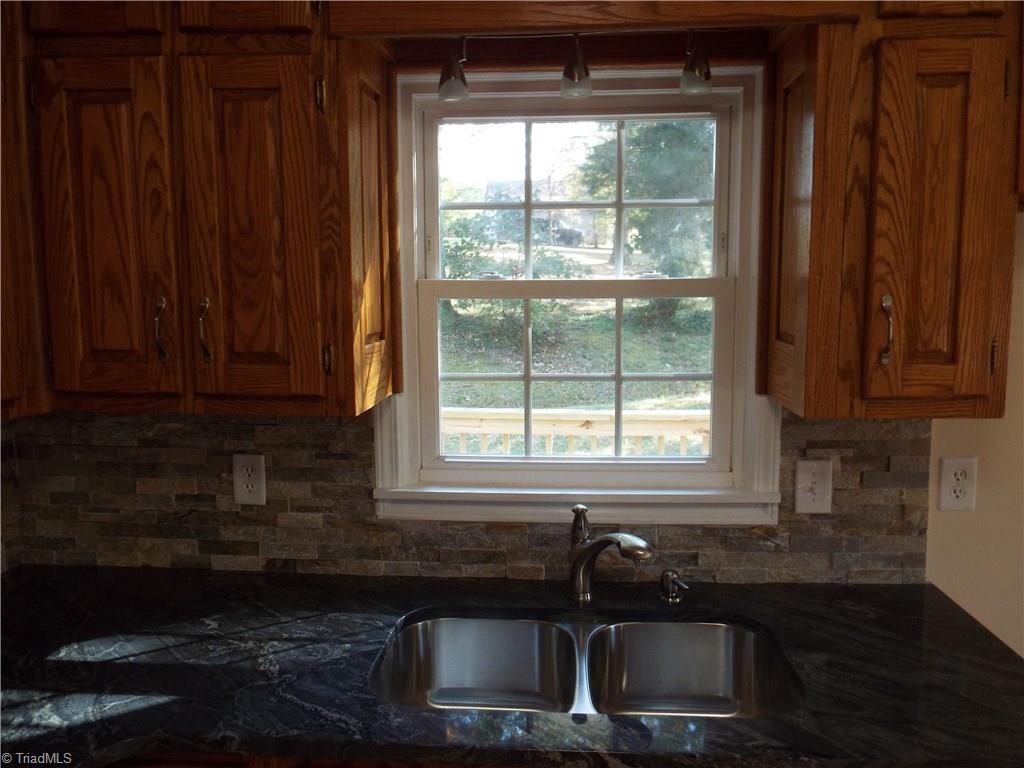 4560 Colonial Cir, Trinity, NC 27370 photo 17