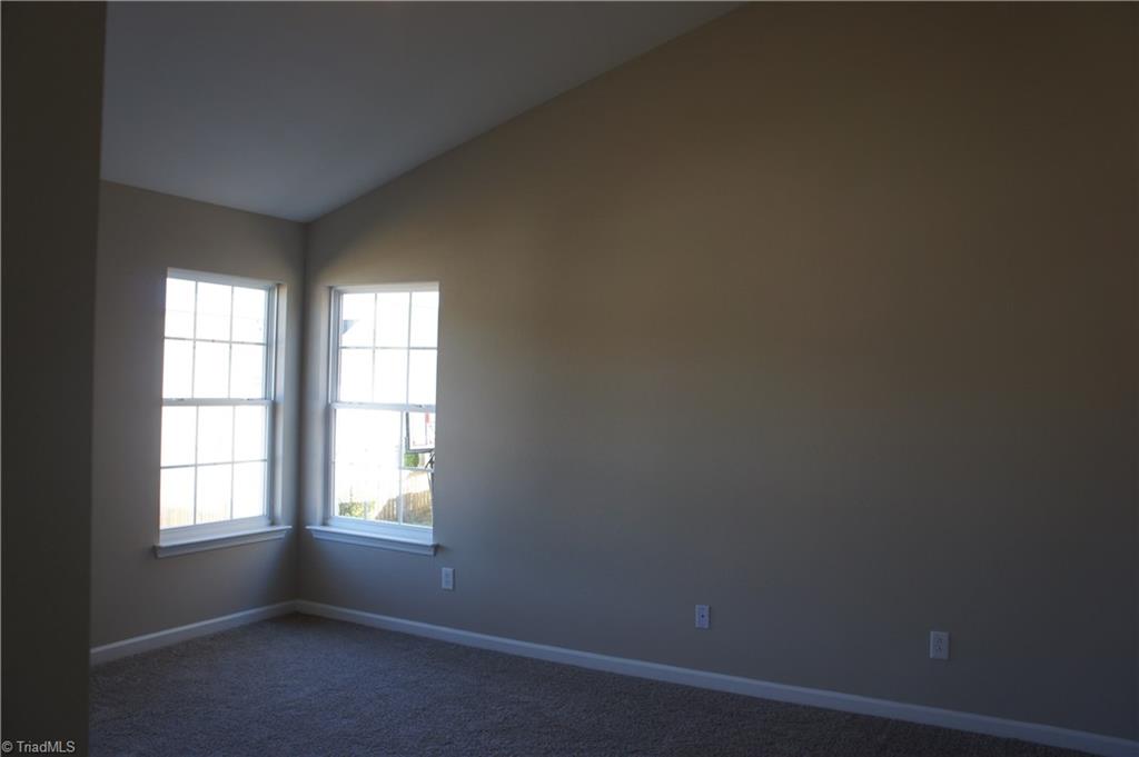 866 Hedgepath Ter, High Point, NC 27265 photo 10