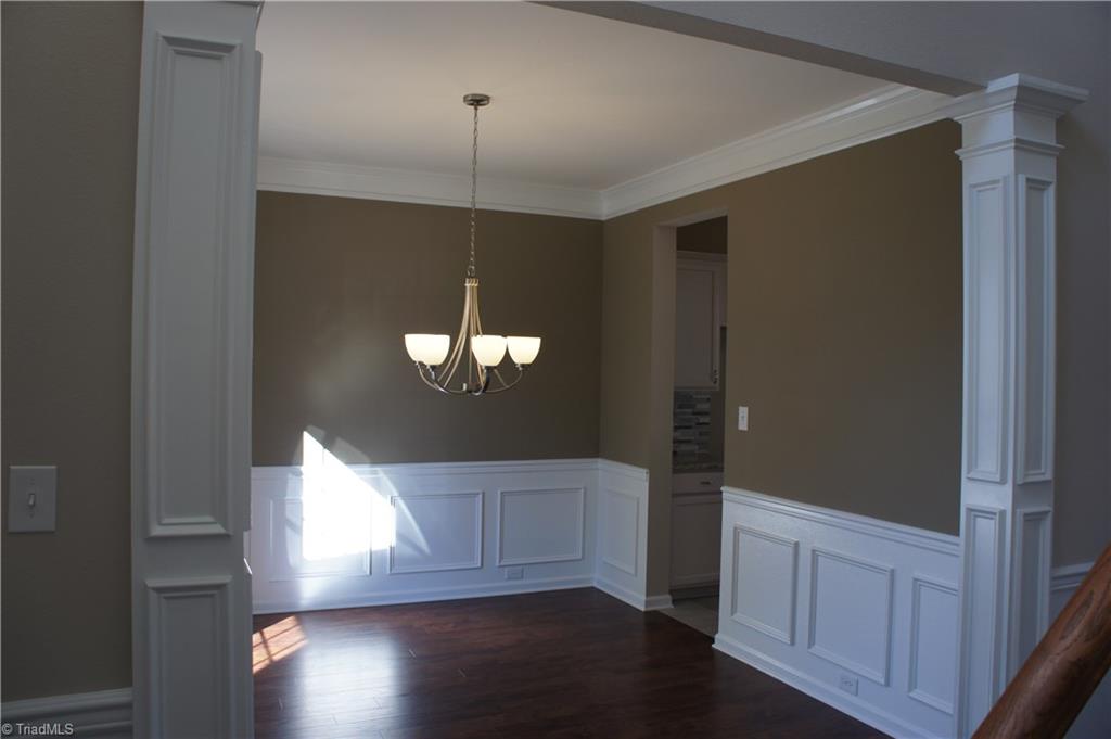 866 Hedgepath Ter, High Point, NC 27265 photo 9