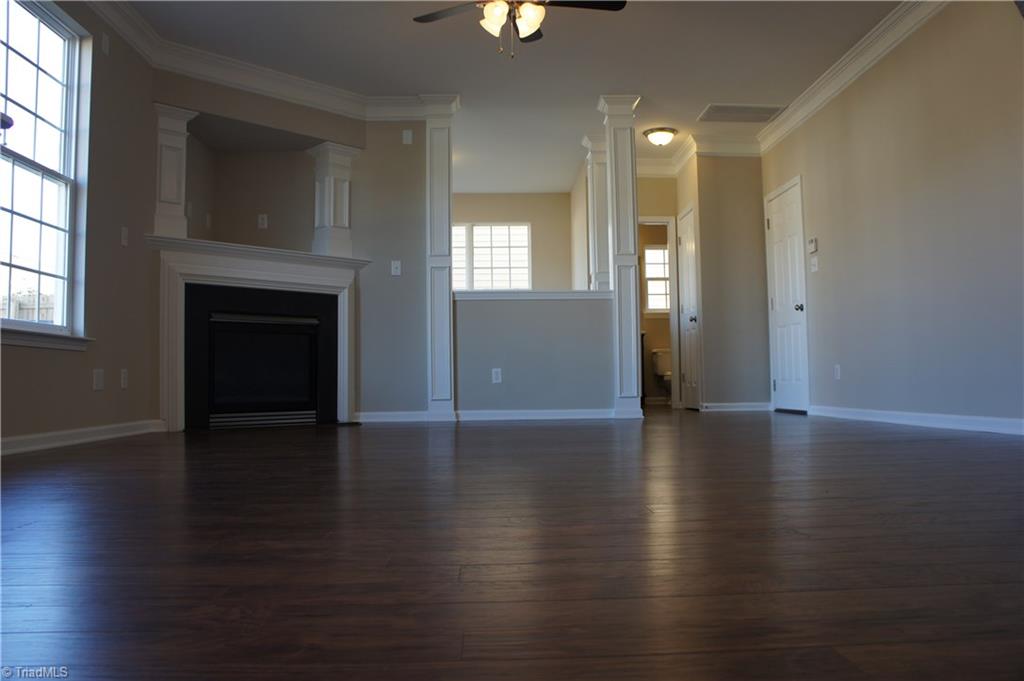 866 Hedgepath Ter, High Point, NC 27265 photo 7