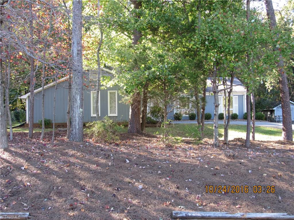 114 Maverick Trl, King, NC 27021 photo 2