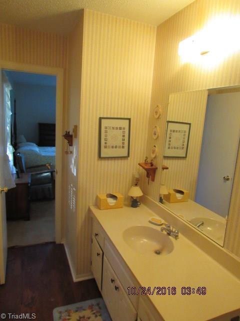 114 Maverick Trl, King, NC 27021 photo 11