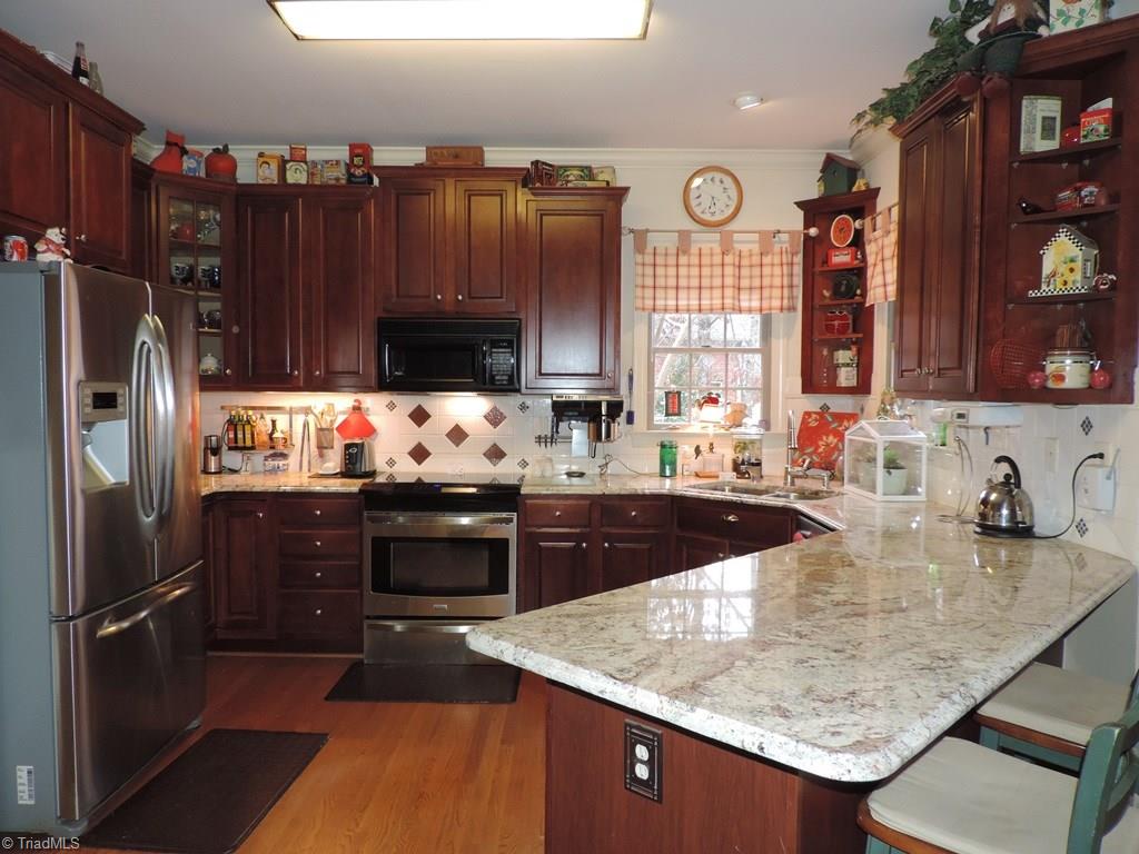 3917 Wesseck Rd, High Point, NC 27265 photo 10