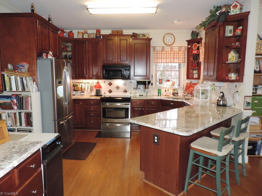 3917 Wesseck Rd, High Point, NC 27265 photo 9